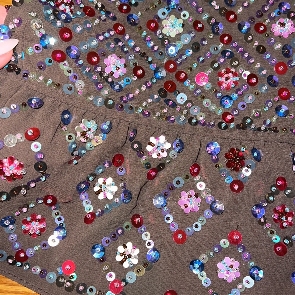 Anthroplogie fully hand beaded top - Picture 5 of 6